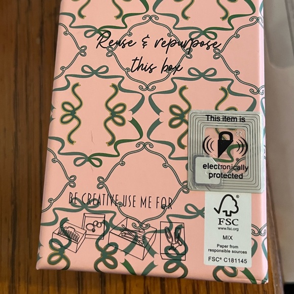 House of Harlow 1960 Chunky Gold Heart Pendant Necklace - Picture 4 of 5